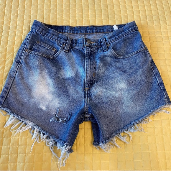 Unisex Distressed & Bleached CutOff Short Shorts - Picture 2 of 6